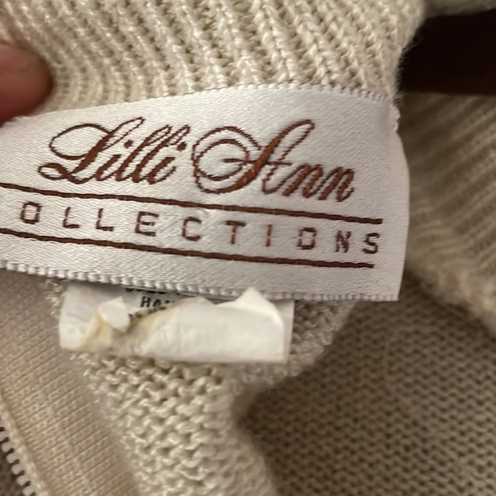 Vintage Lilli Ann Collection knit long sleeve sweater with shoulder pads - Picture 6 of 7